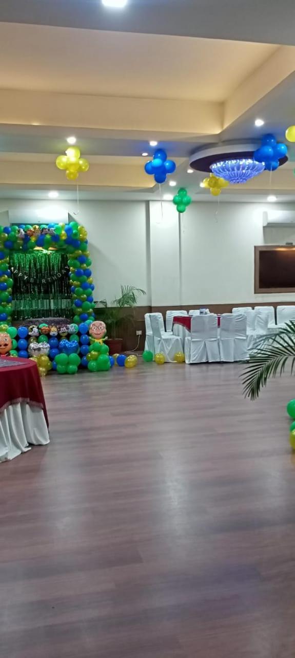 Hotel Mg Regency Baddi Zewnętrze zdjęcie