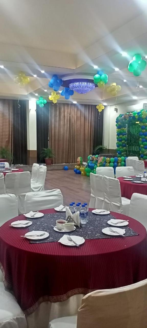 Hotel Mg Regency Baddi Zewnętrze zdjęcie