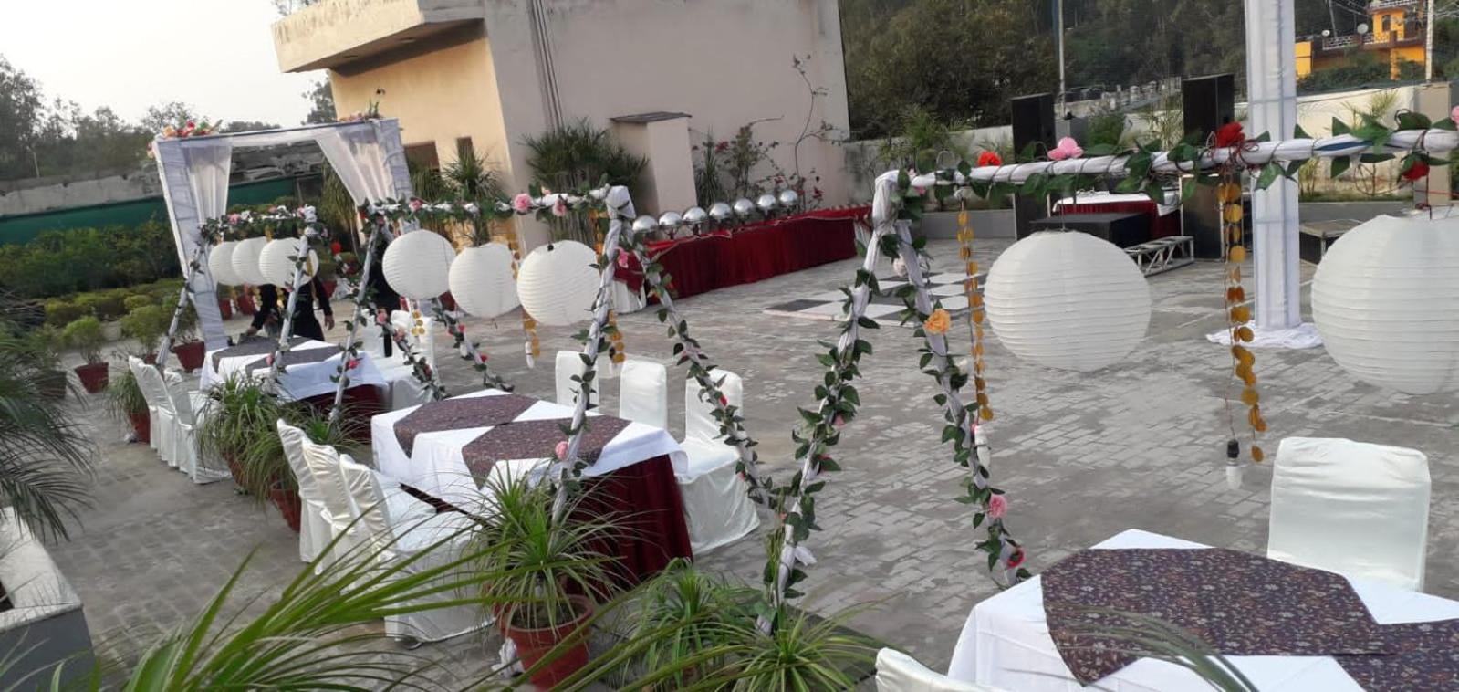 Hotel Mg Regency Baddi Zewnętrze zdjęcie