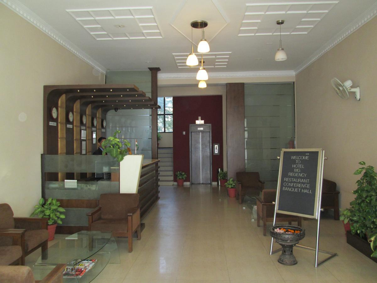 Hotel Mg Regency Baddi Zewnętrze zdjęcie